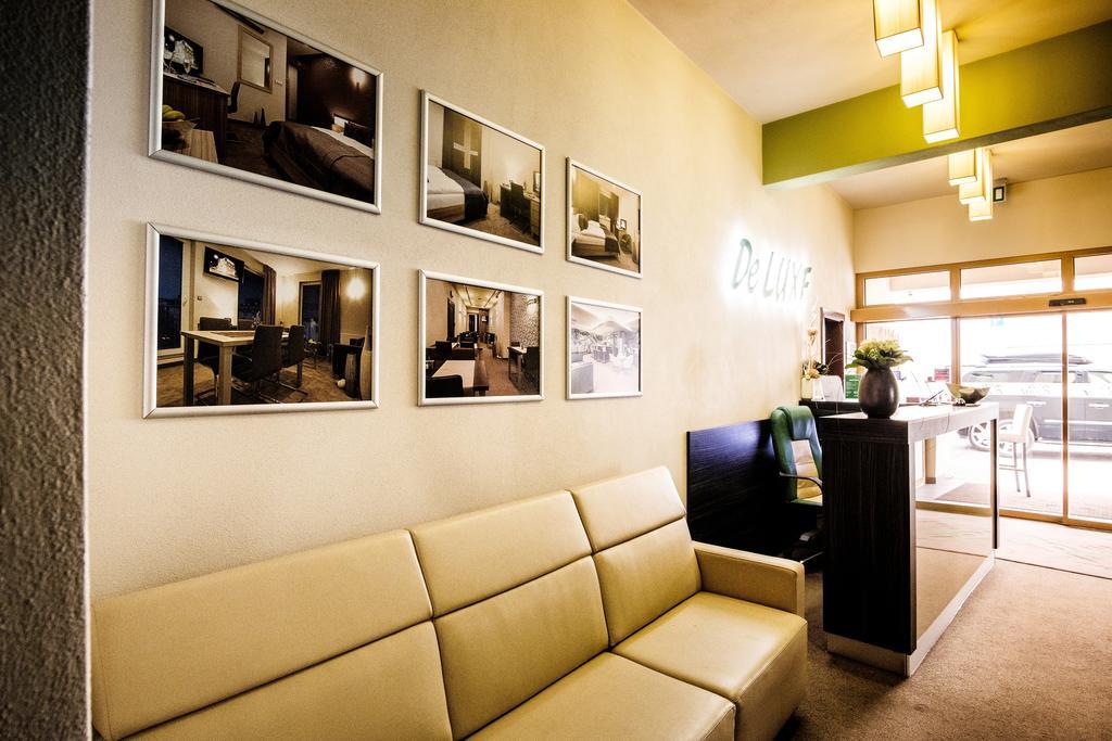 Hotel Deluxe With Free Wellness And Fitness Centrum Nitra Exterior photo
